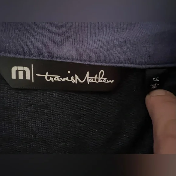 Travis Mathew’s golf pullover lightweight jacket - Picture 3 of 7